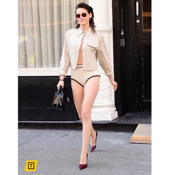 NWT Rhinestone Studded High Waist Hot Pants Bootie Shorts Size Med - Picture 7 of 15